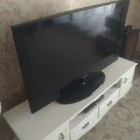 تلوزیون ۴۲ اینچ نیاز به تعمیر