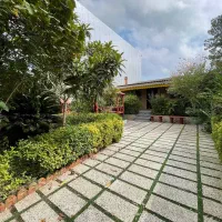 خونه-باغی-سرسبز-و-مستقل-سنددار-بافت-مسکونی