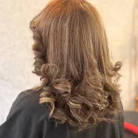 آموزش تخصصی آرایشگری