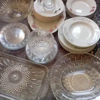 مقداری ظروف منزل