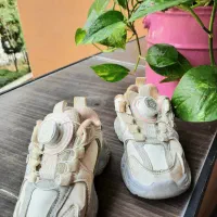 کفش های بچه گانه سایز۲۴ و۲۶ و۲۷ در حدنو