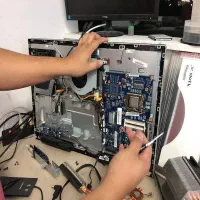 نصب ویندوز لپتاپ خدمات تعمیر لپ تاپ ارتقا کامپیوتر