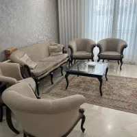 مبلمان ۷ نفره رنگ چوب و جلو مبلی