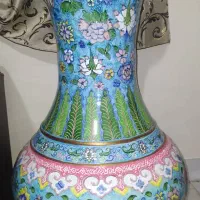 گلدان برنجی|کلکسیون اشیاء عتیقه|تهران, نیروی هوایی (پیروزی)|دیوار