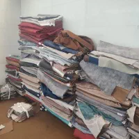 فروش مقدار زیادی تیکه پارچه ی مبلی