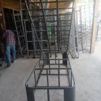 فقط یکنفره/تخت رنگ بدلخواه شما /کفی به ارتفاع بلند|تخت و سرویس خواب|تهران, شهرک غرب|دیوار