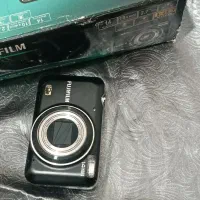 دوربین عکاسی و فیلمبرداری فوجی فیلم