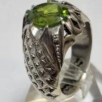 انگشتر زبرجد کلکسیونی