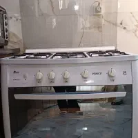 اجاق گاز با برق و جرقه هم روشن میشه.