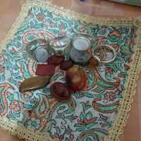 چهار عدد انگشتر نقره و تعدادی نگین