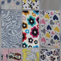تعدادی تیکه پارچه