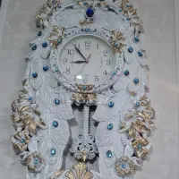 ساعت دیواری نو وسالم فقط کارتن رو دور انداختم