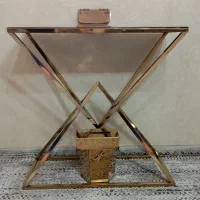 کنسول فلزی (طلایی)