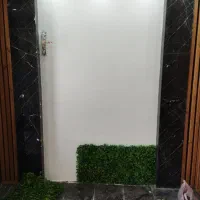 نصب اجرا کفپوش چمن پرتراکم بین موزاییک|گل مصنوعی|یزد, |دیوار