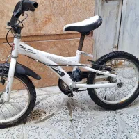 دوچرخه شانزده