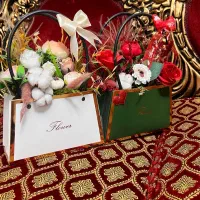 گل مصنوعی کاملا نو