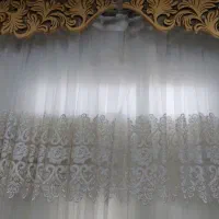 پرده کامل و کتیبه و میز غذا خوری ۴ نفره.جم|میز و صندلی غذاخوری|جم, |دیوار