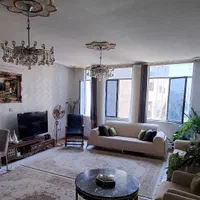 اپارتمان دو خواب_۲۰متری امام خمینی_با اسانسور_مرتب