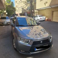 دنا پلاس مدل ۹۶ سانروف دار بی رنگ
