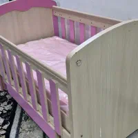 تخت خواب کودک به همراه تشک
