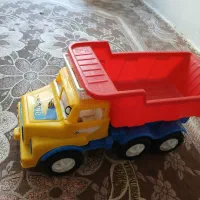 کامیون اسباب بازی