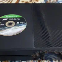 ایکس باکس وان ایکس با سی دی و کینکت