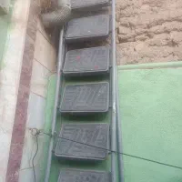 نردبان تاشو فلزی