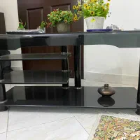 میزتلوزیون شیشه ای