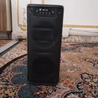یک اسپیکر خیلی خوب که صداش خیلی بلند است و نو نو|سیستم صوتی خانگی|برازجان, |دیوار