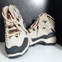 کفش|کیف، کفش، کمربند|اندیشه, اندیشه فاز ۱|دیوار