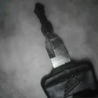 دسته کلید با سوییچ پیدا شده