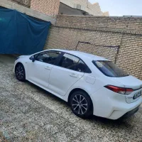 فروش تویوتا لوین هیبرید ۱۸۰۰ سی سی