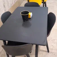میز و صندلی