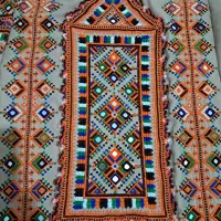 لباس چرخی نو|لباس|سراوان, |دیوار