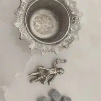 عتیقه آنتیک قنداق