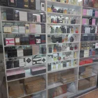استخدام فروشنده و همکار در فروشگاه عطر و ادکلن|استخدام بازاریابی و فروش|تهران, صادقیه|دیوار