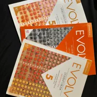کتاب‌ آموزش زبان انگلیسی Evolve 5 و Evolve 1
