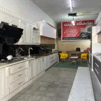 فروشند خانم یا آقا بافن بیان بالا