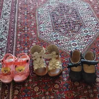 ۳ عدد کفش بچه گانه