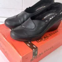 کفش زنانه چرم