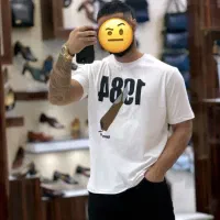 فروش تیشرت مردانه و کیف و کفش زنانه