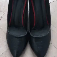 کفش پاشنه بلند