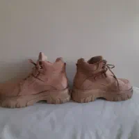 نیم بوت درحد نو|کیف، کفش، کمربند|مشکین‌دشت, |دیوار