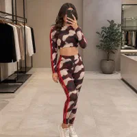 لباس زنانه بیش از ۵۰۰ مدل