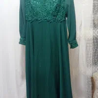 یک عدد لباس زنانه