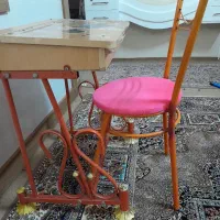میز تحریر و صندلی