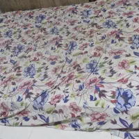 تشک دونفره سالم و دارای ملحفه