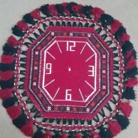 ساعت دست بافت دیواری