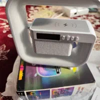 اسپیکر و چراغ خواب