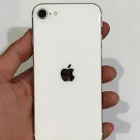 Se 2020 آیفون